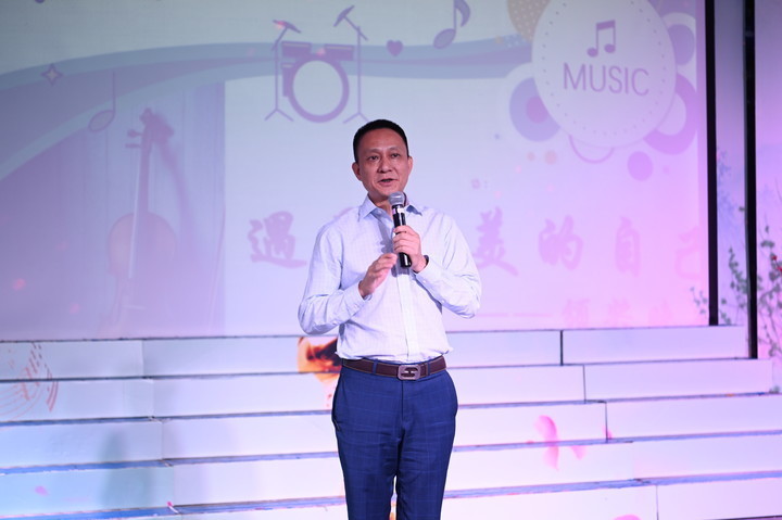 “遇见最美的自己”                         ——第十届威廉希尔官网好声音颁奖晚会