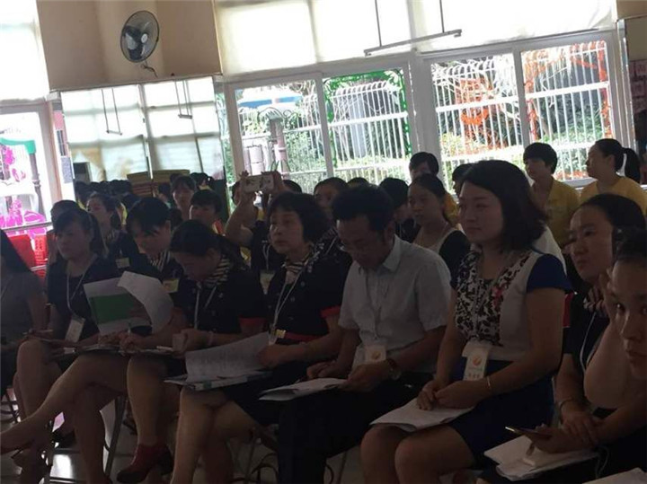 威廉希尔官网教育集团幼儿部半日运动观摩
