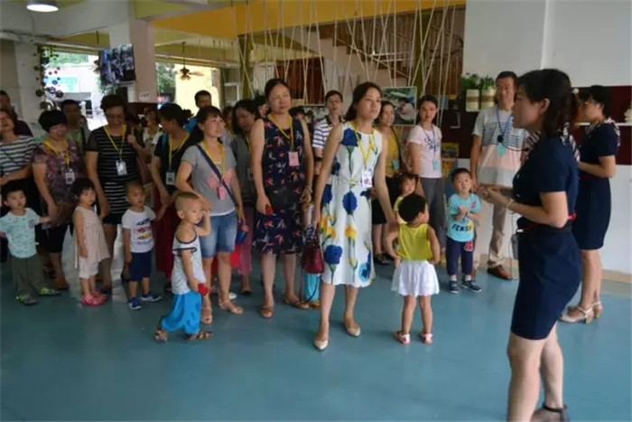 碧水龙庭幼儿园2017年秋季小班新生半日开放运动
