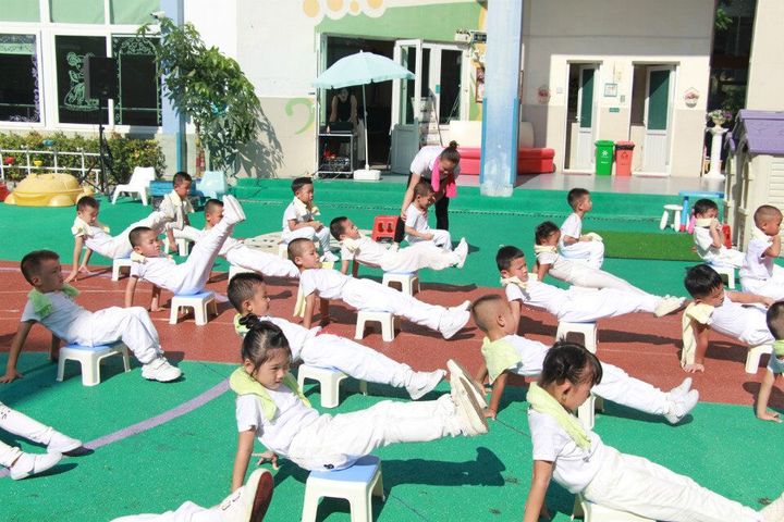 兴茂幼儿园秋季早操角逐