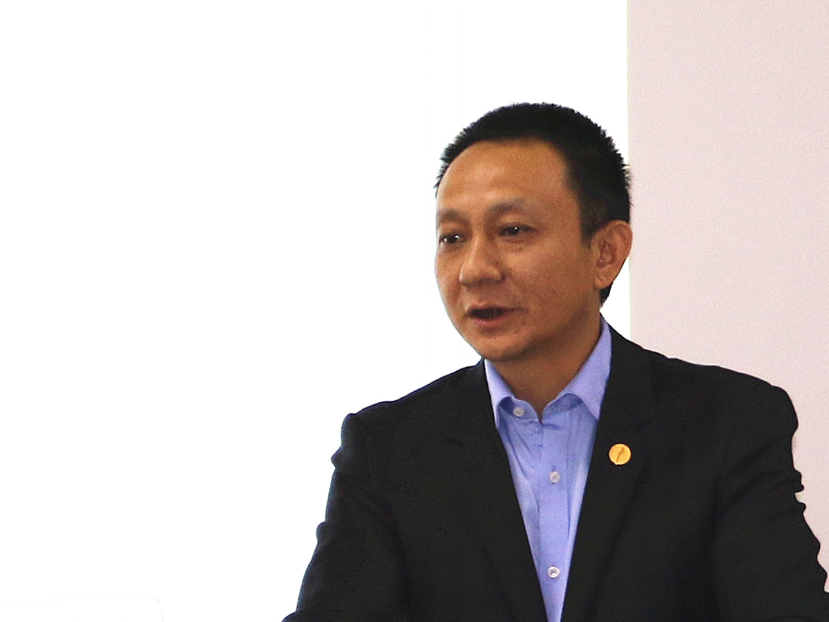 湖畔公学，，，，，，，，精英教育
