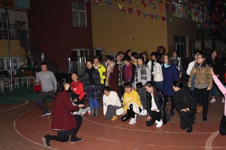 第十一届运动会家长裁判与义工发动大会顺遂召开
