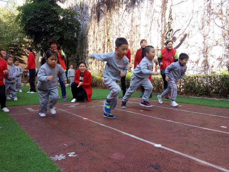 买办亲子运动会 | 展现自我，，，，，，逾越自我
