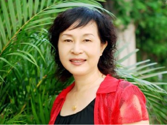 威廉希尔官网教育集团幼教中心教学总监:唐玉萍园长